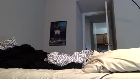 Snapshot of riversaint chatting on 03-10-25, 02:37 River Saint online show from 03-10-25, 02:37