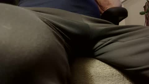 Snapshot of riverskarltc chatting on 10-13-25, 01:05 RiverskarlTC online show from 10-13-25, 01:05