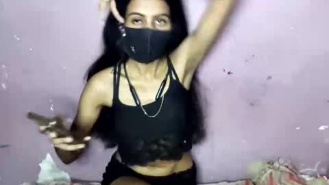 Snapshot of riya_hottie chatting on 06-05-26, 07:14 riya_hottie online show from 06-05-26, 07:14