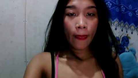 Snapshot of riyu77 chatting on 03-31-26, 10:48 riyu77 online show from 03-31-26, 10:48