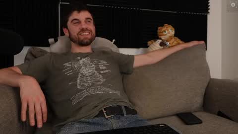 Ryan aka KeylimeRy online show from 04-01-26, 01:41