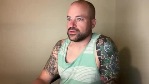 Snapshot of roadking1122 chatting on 10-20-25, 10:16 roadking1122 online show from 10-20-25, 10:16