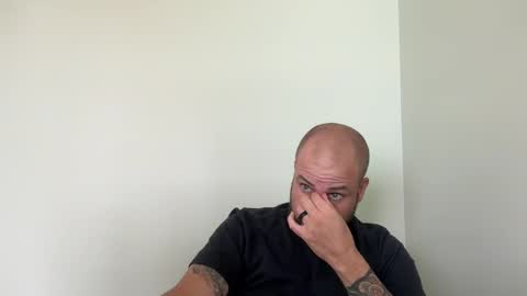 Snapshot of roadking1122 chatting on 11-03-25, 05:36 roadking1122 online show from 11-03-25, 05:36