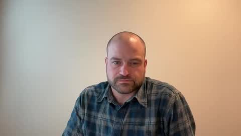 Snapshot of roadking1122 chatting on 12-02-25, 05:19 roadking1122 online show from 12-02-25, 05:19