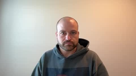 Snapshot of roadking1122 chatting on 12-19-25, 03:41 roadking1122 online show from 12-19-25, 03:41