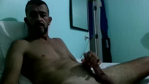 Snapshot of roadsidepicnic01 chatting on 10-17-25, 09:45 Daddy online show from 10-17-25, 09:45