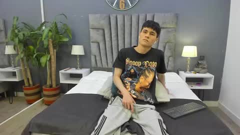 Roan Birkin online show from 02-03-25, 07:21