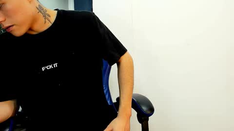 Roan Birkin online show from 10-26-25, 09:21