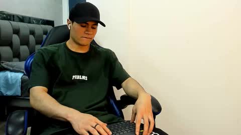 Roan Birkin online show from 11-07-25, 07:14