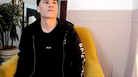 Roan Birkin online show from 02-13-26, 08:49