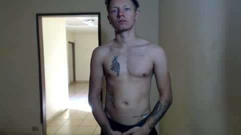 Snapshot of roastingcorn chatting on 04-13-26, 04:34 RoastingCorn online show from 04-13-26, 04:34