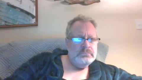 Snapshot of rob872217 chatting on 01-17-25, 01:03 rob872217 online show from 01-17-25, 01:03