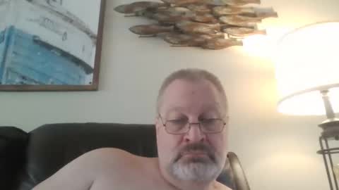 rob872217 online show from 04-13-26, 12:21