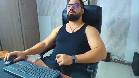 Robby online show from 11-13-25, 06:34