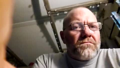 Snapshot of robbybecker71 chatting on 01-19-25, 02:57 Chargedemotion online show from 01-19-25, 02:57