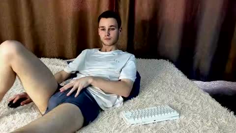 robert10211 online show from 02-26-26, 10:14