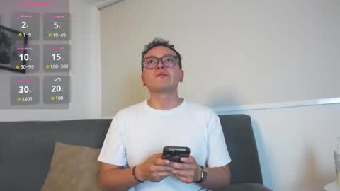 Snapshot of robert_honey chatting on 09-28-25, 10:26 Robert online show from 09-28-25, 10:26