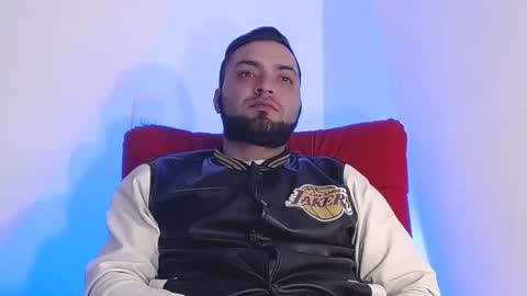 Stiven - online show from 12-15-24, 03:24