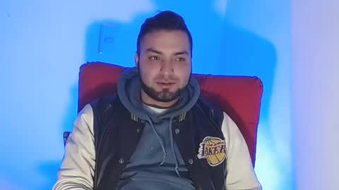 Stiven - online show from 12-15-24, 08:08
