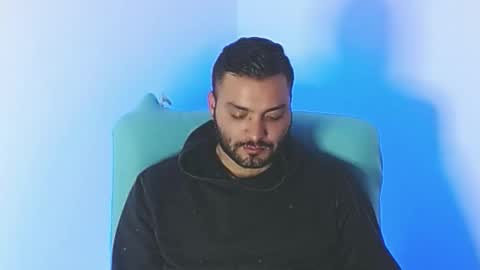 Stiven - online show from 11-16-25, 04:29