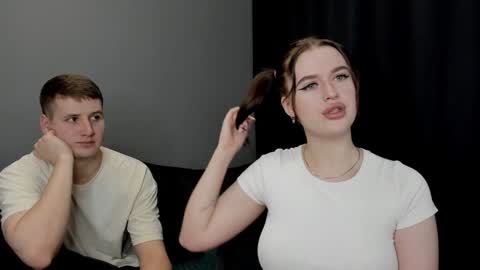 Lisa and Robert  i am online all days 900 am GMT3   online show from 01-10-25, 03:39