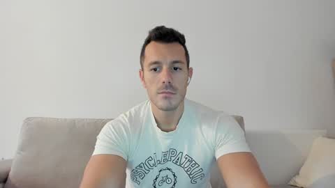 roberto4ever online show from 01-21-25, 07:04