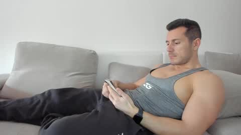 roberto4ever online show from 02-28-25, 01:14