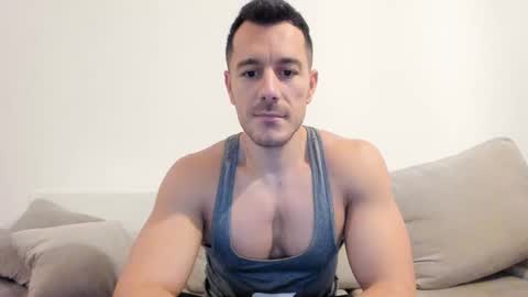 roberto4ever online show from 11-28-25, 05:21