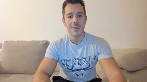 roberto4ever online show from 02-16-26, 05:47