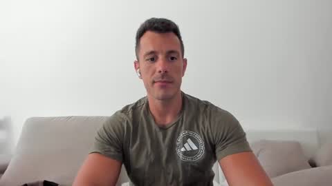 roberto4ever online show from 07-04-26, 10:10