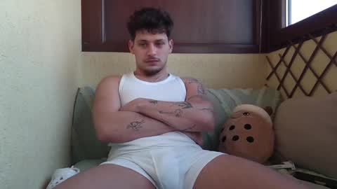 Roberto online show from 03-09-26, 06:39