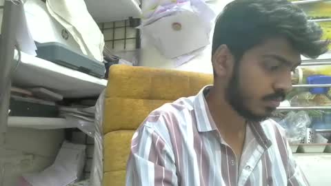 Snapshot of robertsalia220 chatting on 01-11-25, 10:51 Robertsalia online show from 01-11-25, 10:51