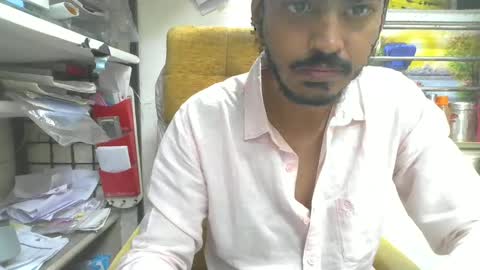 Snapshot of robertsalia220 chatting on 02-14-25, 12:57 Robertsalia online show from 02-14-25, 12:57