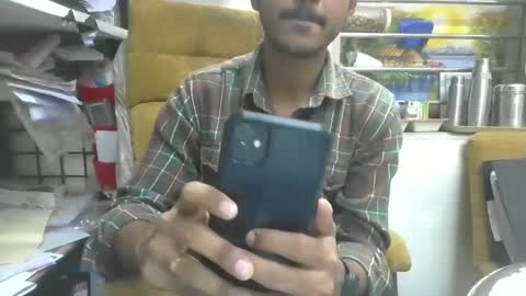 Snapshot of robertsalia220 chatting on 03-07-25, 01:07 Robertsalia online show from 03-07-25, 01:07