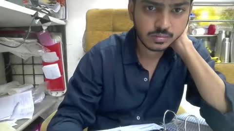 Snapshot of robertsalia220 chatting on 09-25-25, 11:47 Robertsalia online show from 09-25-25, 11:47