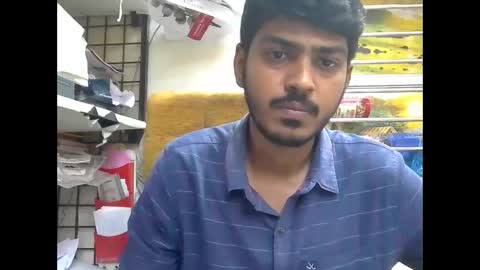 Snapshot of robertsalia220 chatting on 10-31-25, 12:06 Robertsalia online show from 10-31-25, 12:06