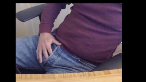 Snapshot of robidan6923 chatting on 02-27-25, 02:32 robidan6923 online show from 02-27-25, 02:32