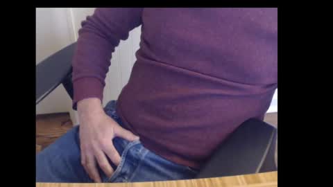 Snapshot of robidan6923 chatting on 03-06-25, 02:29 robidan6923 online show from 03-06-25, 02:29