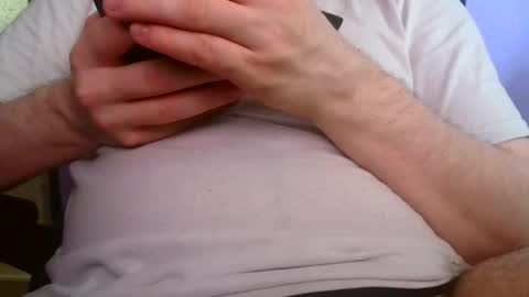 Snapshot of robikcz12 chatting on 07-10-26, 07:34 robikcz12 online show from 07-10-26, 07:34