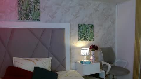 robin D online show from 09-23-25, 04:59