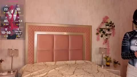 robin D online show from 10-26-25, 12:22