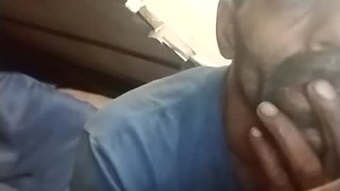 R online show from 09-12-25, 04:01