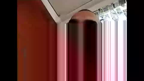 Snapshot of robincom23 chatting on 05-27-26, 05:32 R online show from 05-27-26, 05:32