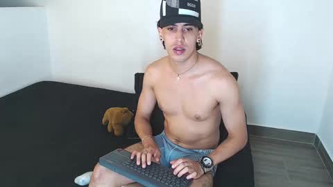 Snapshot of robisson_zack chatting on 09-27-25, 11:59 Robisson Zack online show from 09-27-25, 11:59