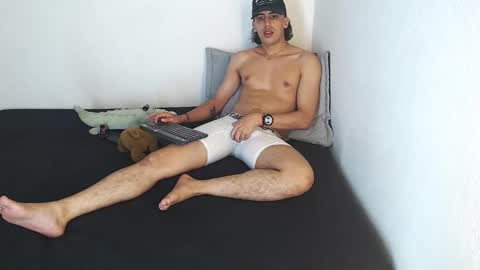 Snapshot of robisson_zack chatting on 03-05-26, 06:42 Robisson Zack online show from 03-05-26, 06:42