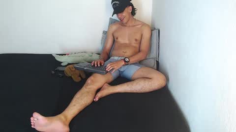 Snapshot of robisson_zack chatting on 03-07-26, 08:33 Robisson Zack online show from 03-07-26, 08:33