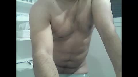 Snapshot of robjani chatting on 01-14-26, 10:32 robjani online show from 01-14-26, 10:32
