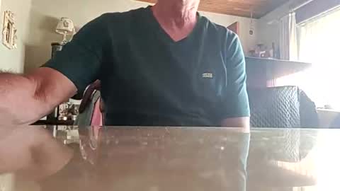 Snapshot of robke1966 chatting on 09-28-25, 06:41 robke1966 online show from 09-28-25, 06:41