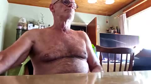 Snapshot of robke1966 chatting on 11-07-25, 10:15 robke1966 online show from 11-07-25, 10:15