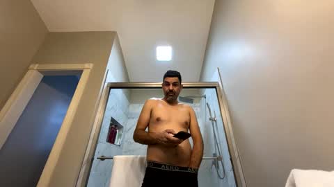 roblatino12 online show from 02-01-25, 10:02